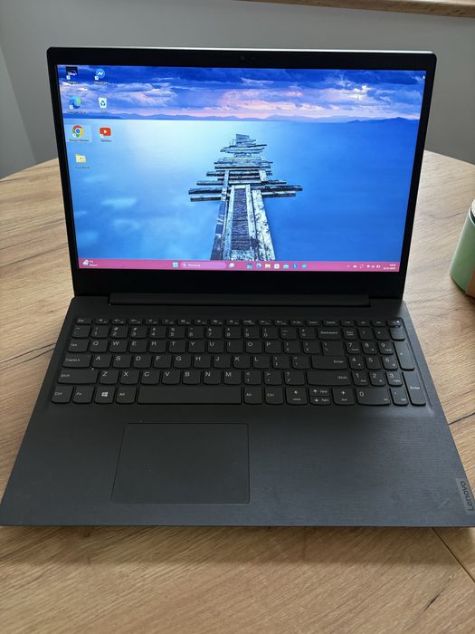 Laptop Lenovo idealny!