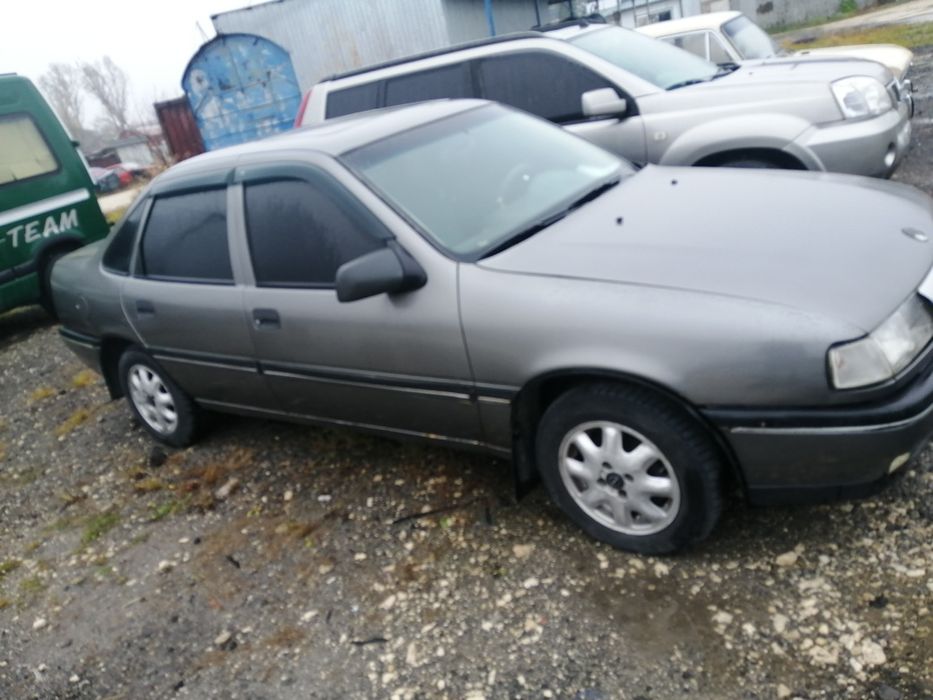 Продаю Опель вектора А
