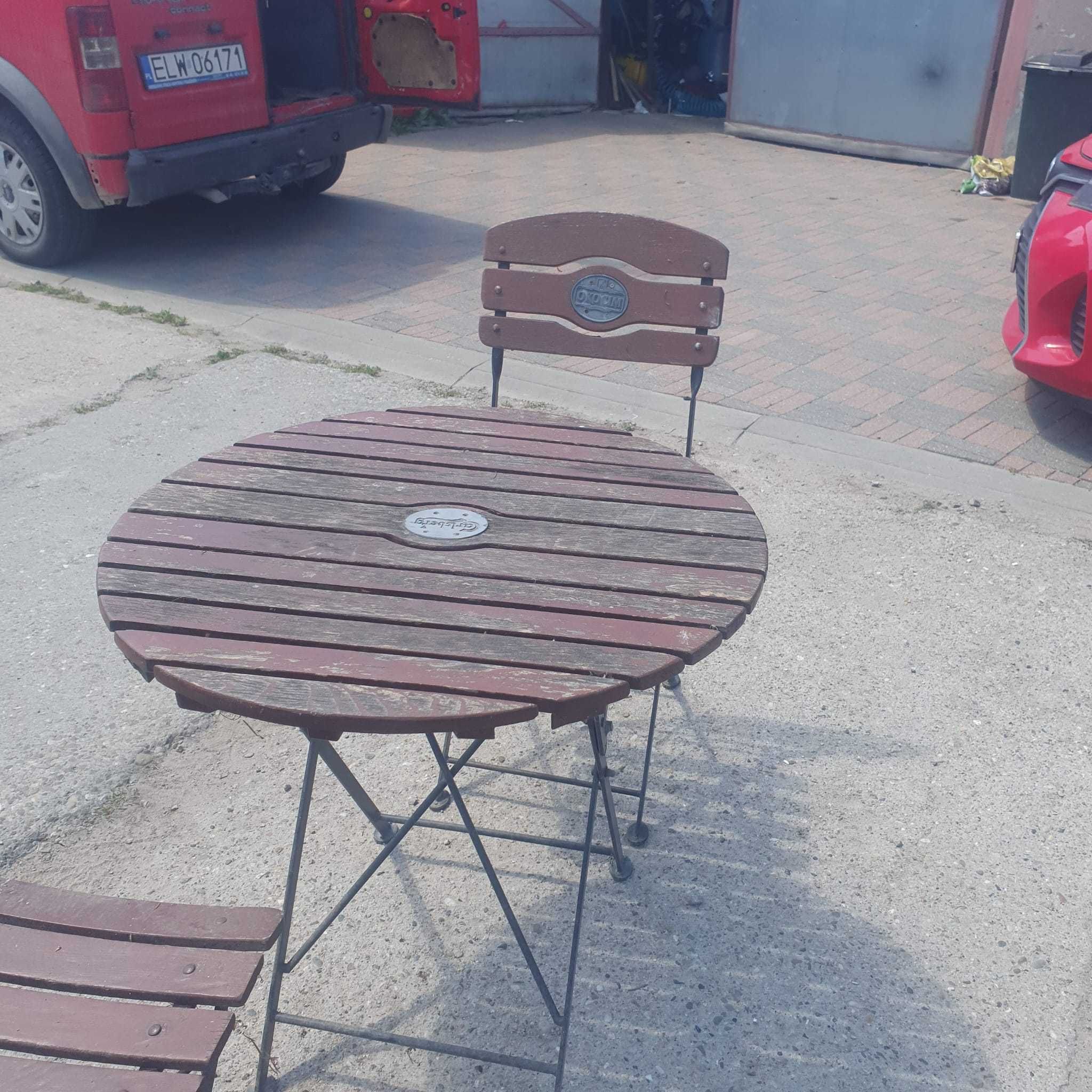 Stolik i 4 krzesła polecam