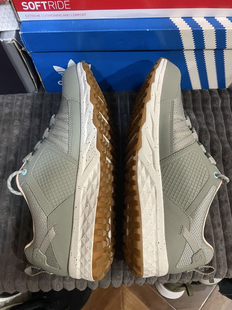 Оригінальні кросівки  Skechers Escape  41(27см) нові