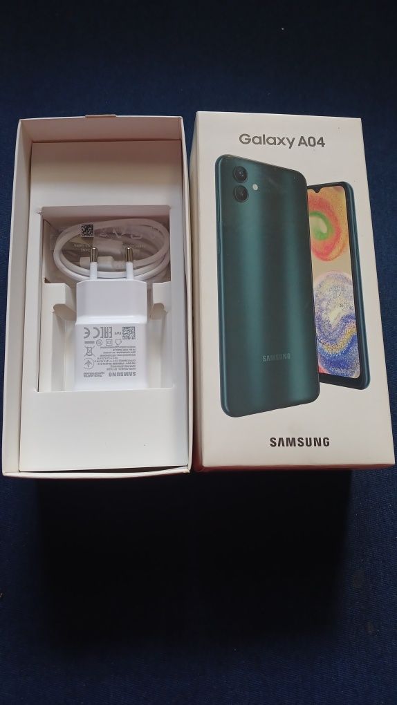 Смартфон Samsung Galaxy A04