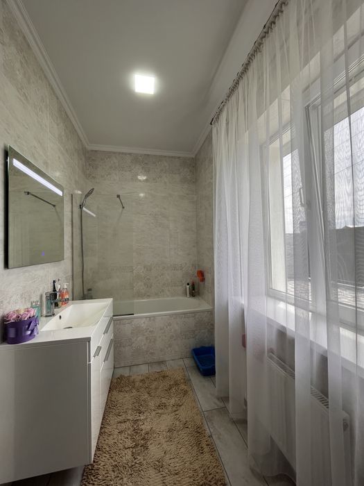 Продаж класного будинку з ремонтом, Піщане, 122м2