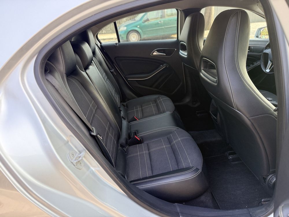 Mercedes A180 Cdi 109cv Urban Nacional
