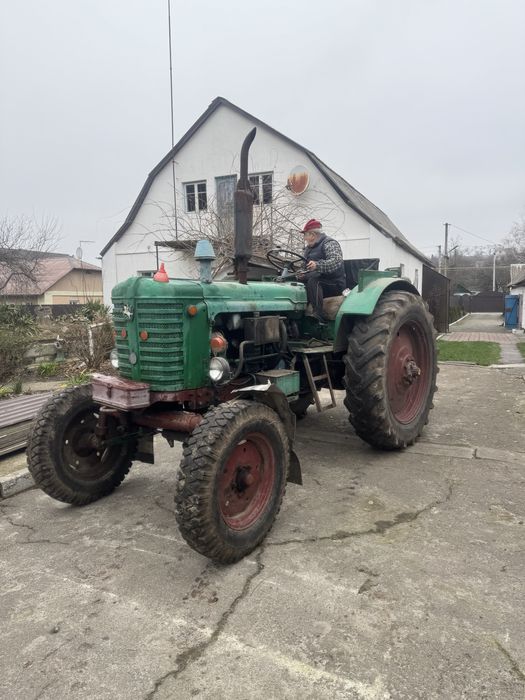 Продам трактор мтз + прицеп + плуг