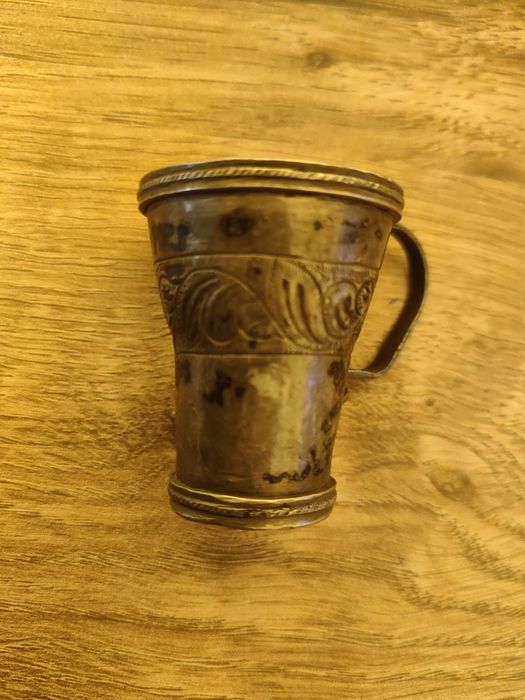 Srebrny kubek/kieliszek