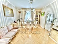 Продаж 3-х кім. квартири біля метро Святошино, по вул. Депутатські 4/6