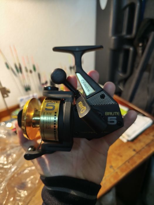 Carreto Quantum Brute QB5 (pesca mar)