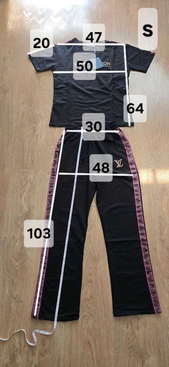 Nowy czarny dres damski 2-częściowy – koszulka i spodnie,  S–XL