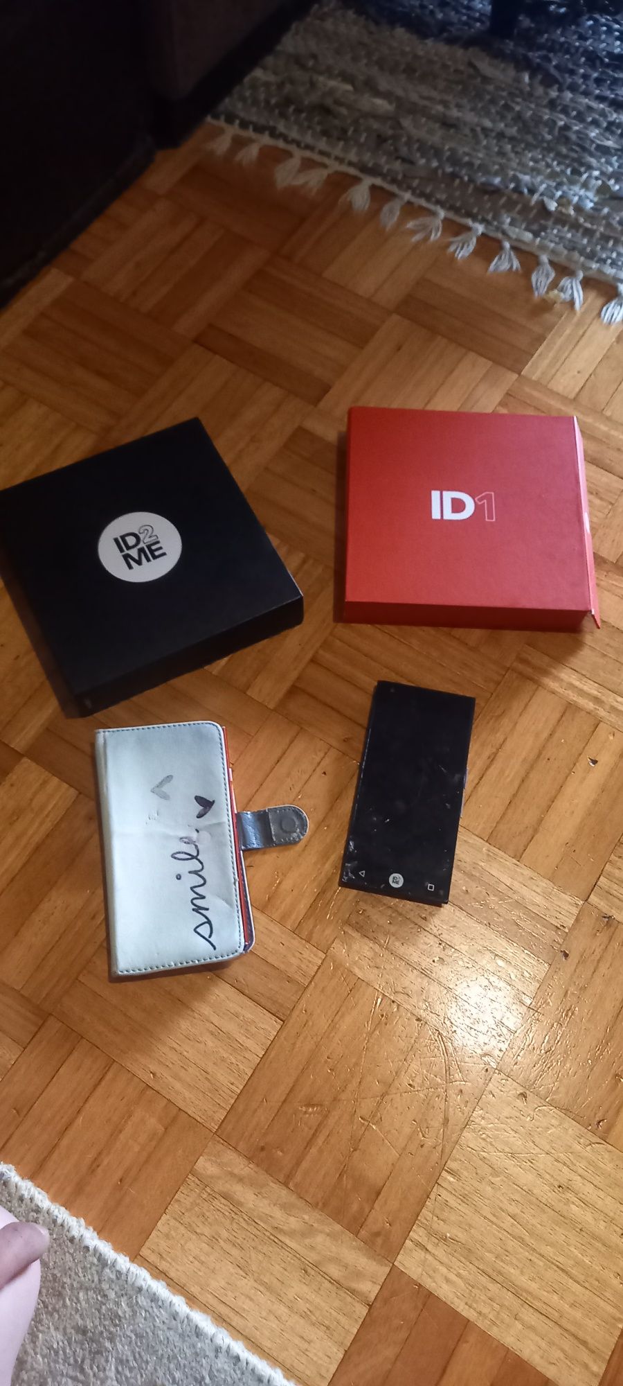 Telemóvel p/peças ID2ME