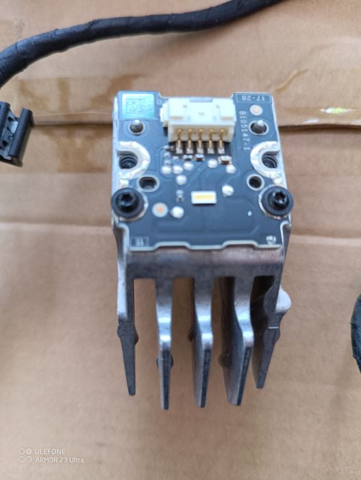 Volvo XC90 momentum t5/wewnętrzna instalacja lampy przedniej lewej