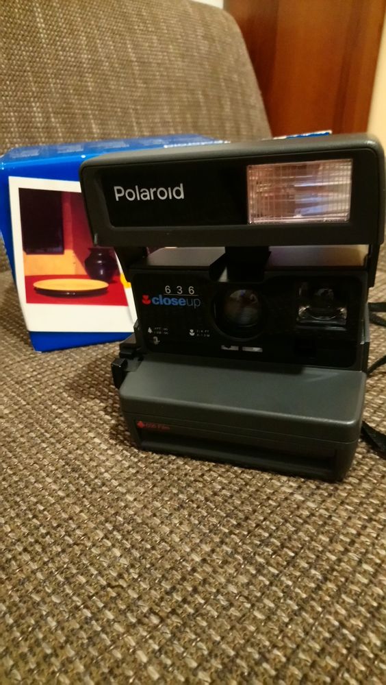 Aparat Polaroid 636 Closeup