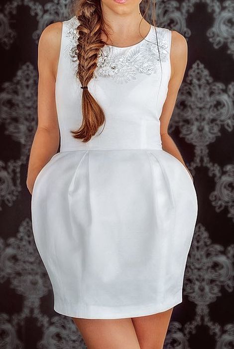 Коктейльное платье Asos c кристаллами