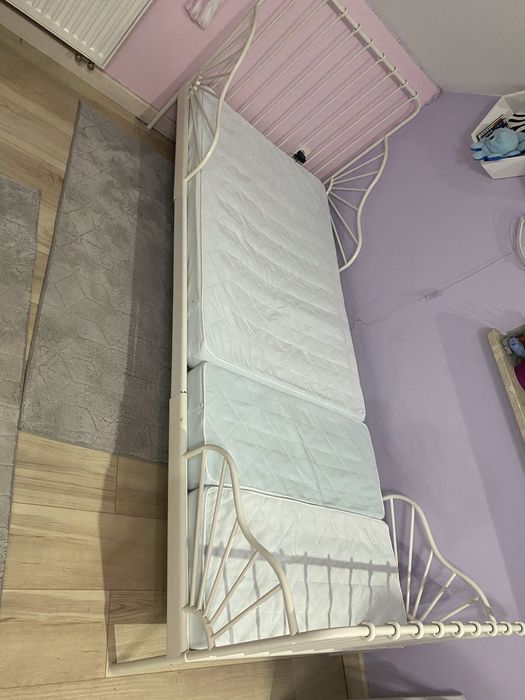 Łóżko Ikea Minnen rosnące z materacem