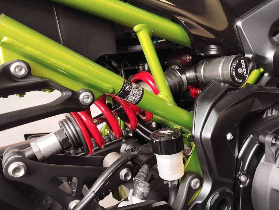 Kawasaki Z900 Performance Full Extras