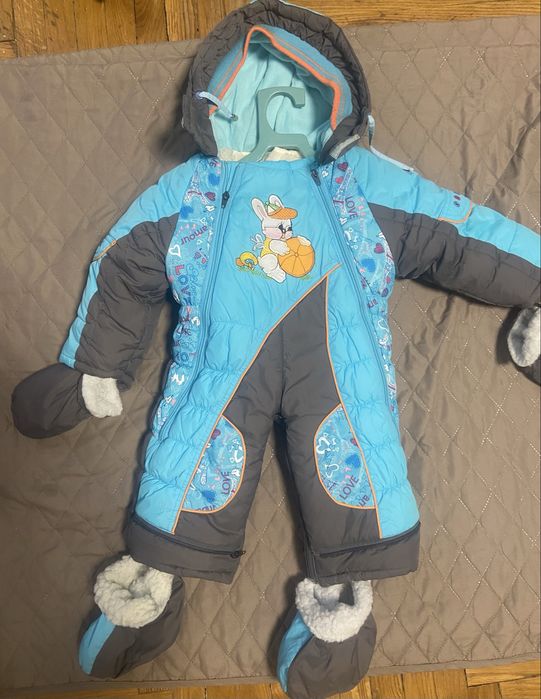 Зимовий комбінзон