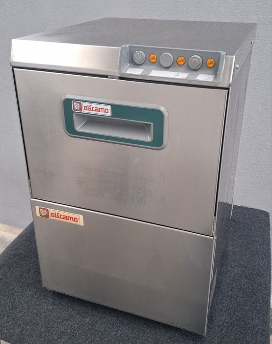 Máquina Lavar Chávenas / Loiça Industrial