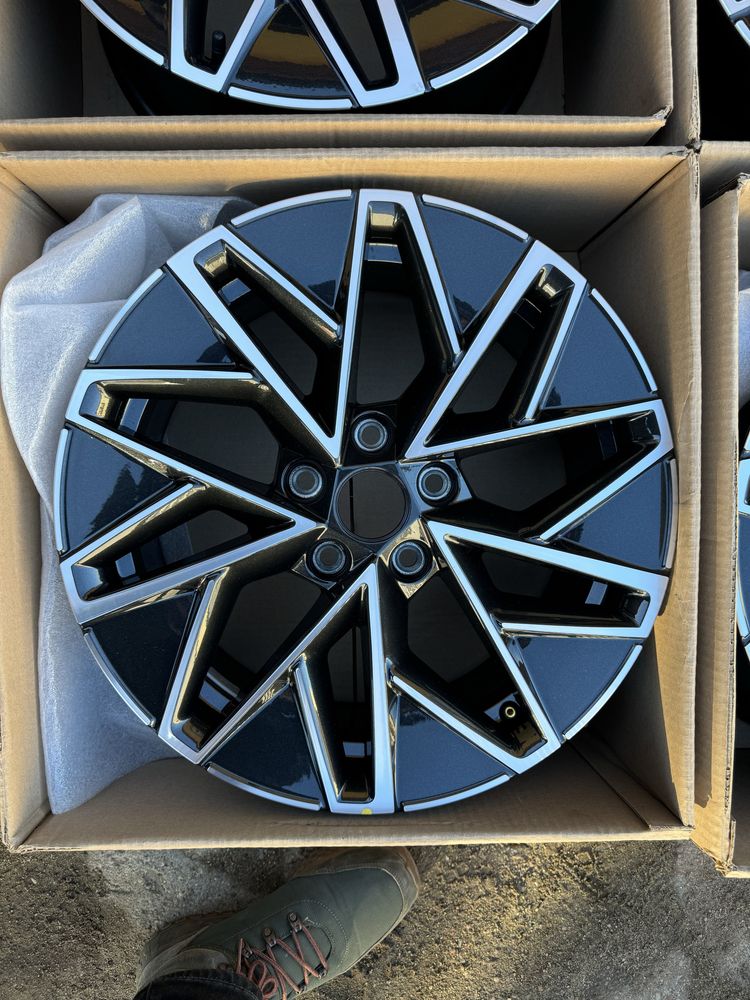Felgi 17 Skoda Octavia III IV  5E jak NOWE