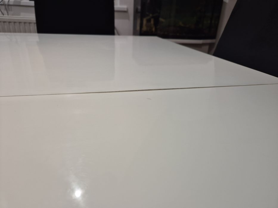 Stół biały połysk do jadalni
