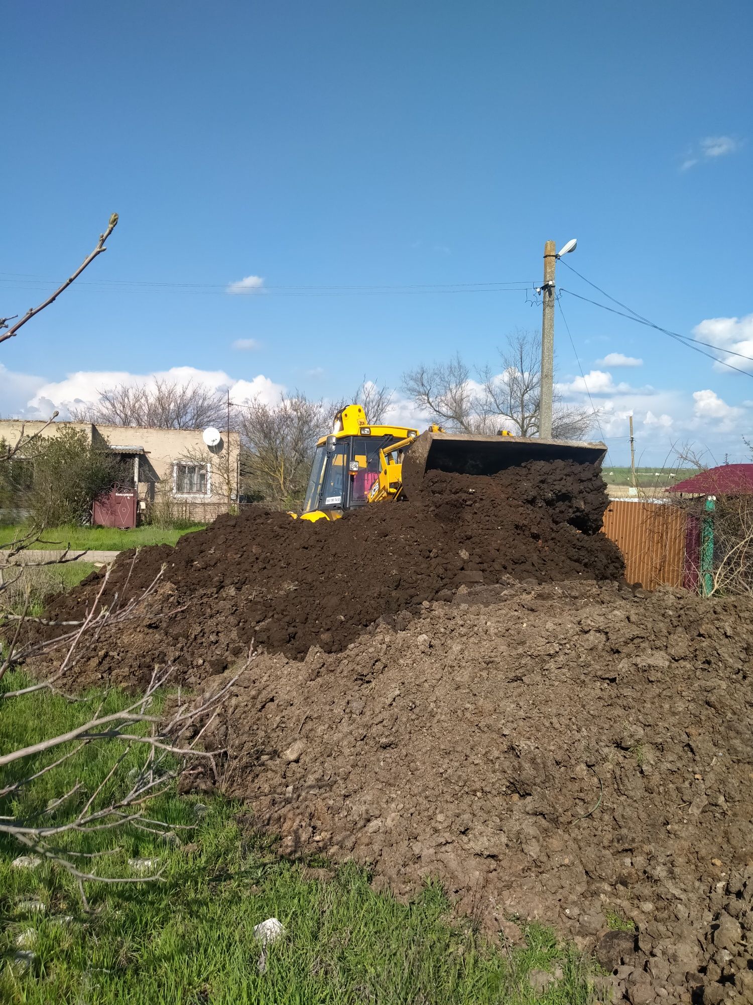 Чорнозем, навоз, перегной. Озерний Іл,мул