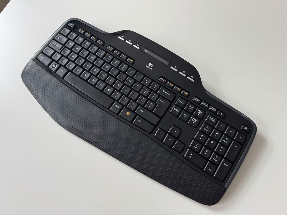 Klawiatura Logitech K710 + odbiornik Unifying