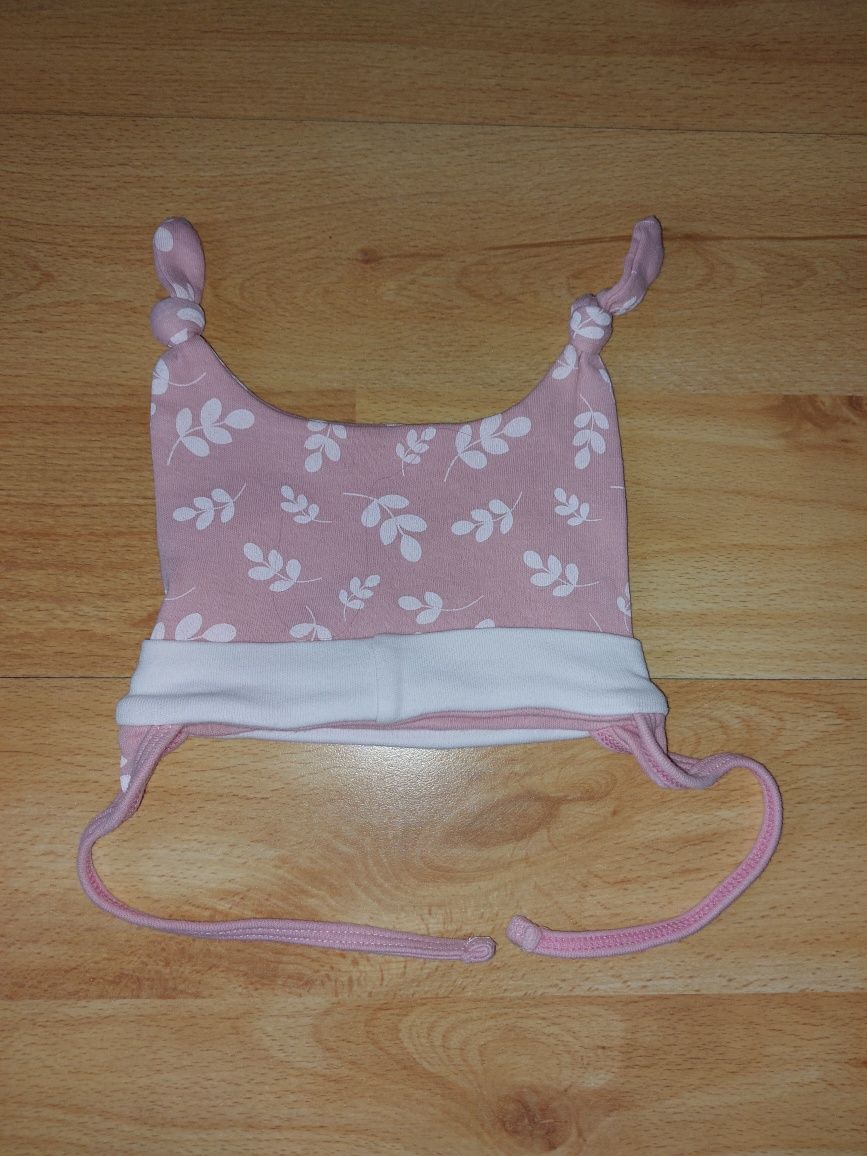 Czapka różowa wiązana listki buzia 68 cm  So Cute Pepco