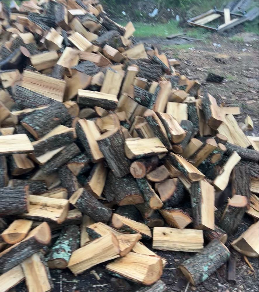 Дрова оптом с доставкой в Одессу и область