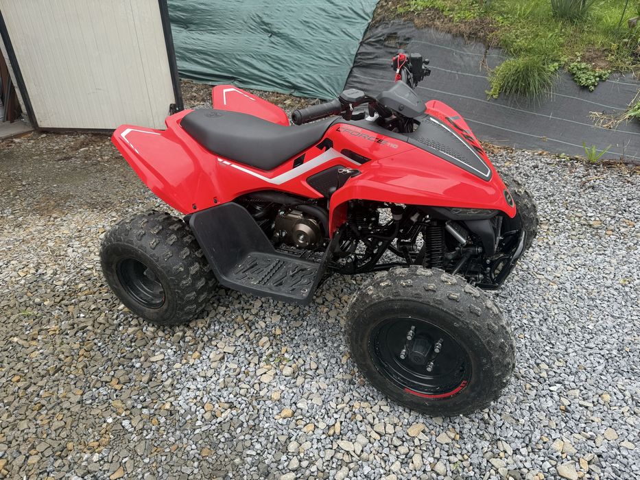 Cf Moto CFORCE 110 EFI Czerwony