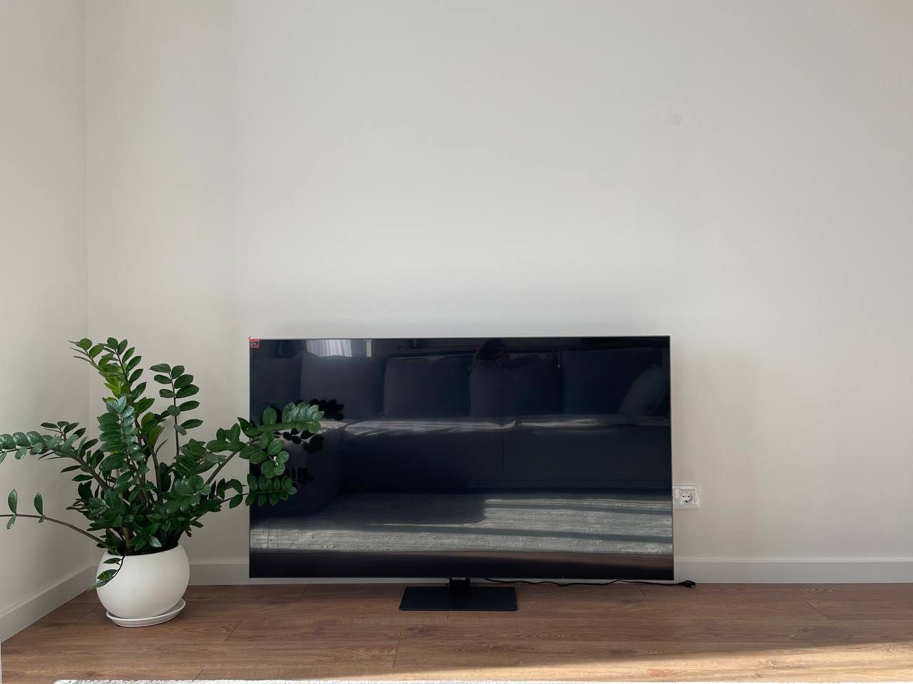 Телевізор Samsung QE65Q80A