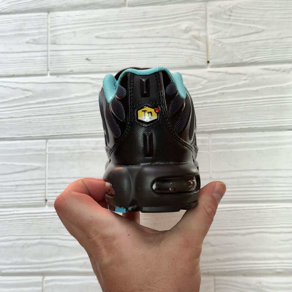 Кросівки nike tn plus