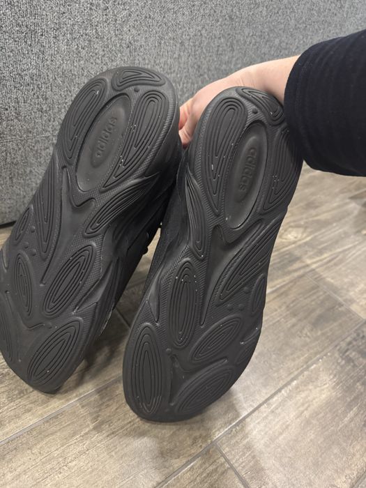 Кросівки adidas оригінал 46,5