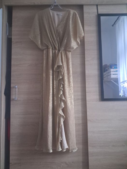 Sprzedam Suknia  złota