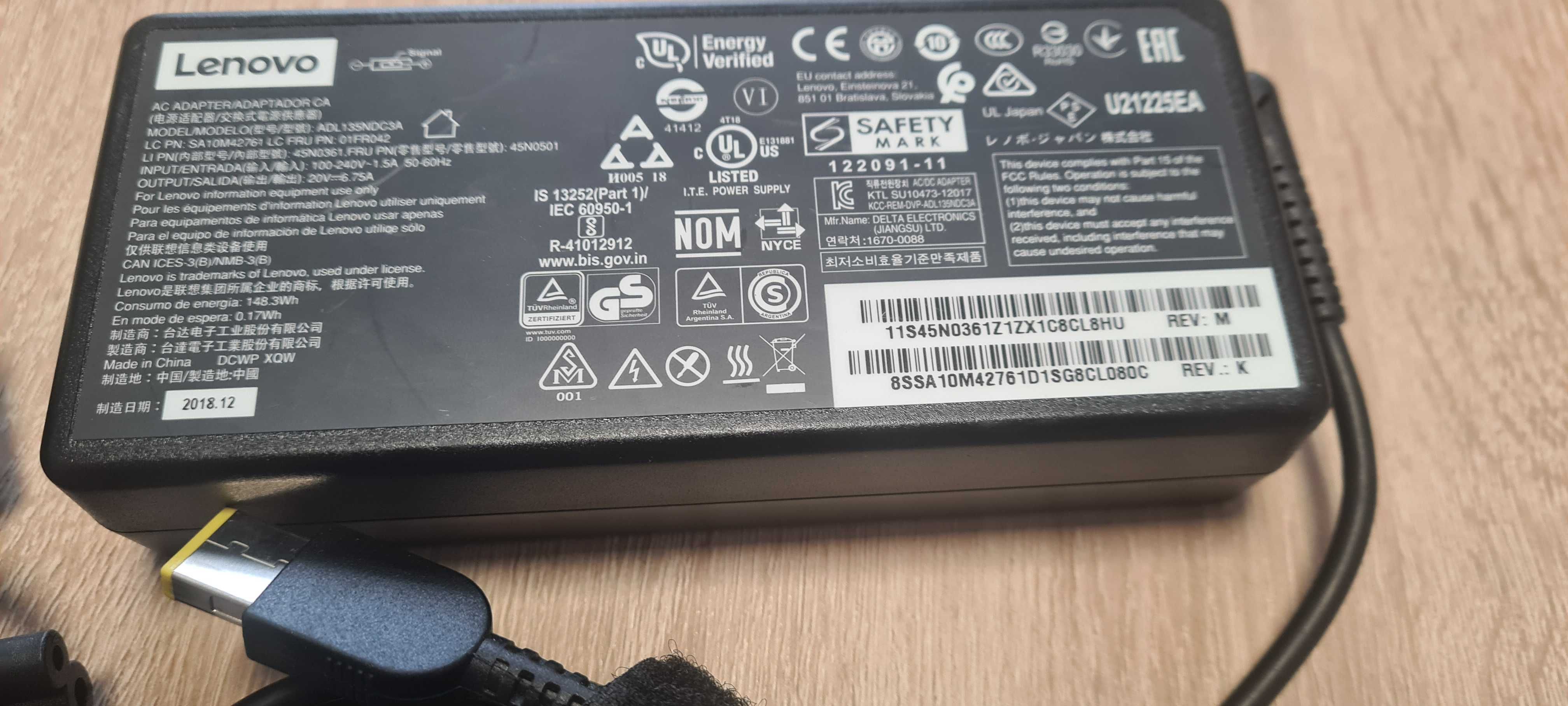 Stacja dokująca Lenovo 40A9 z zasilaczem 135W