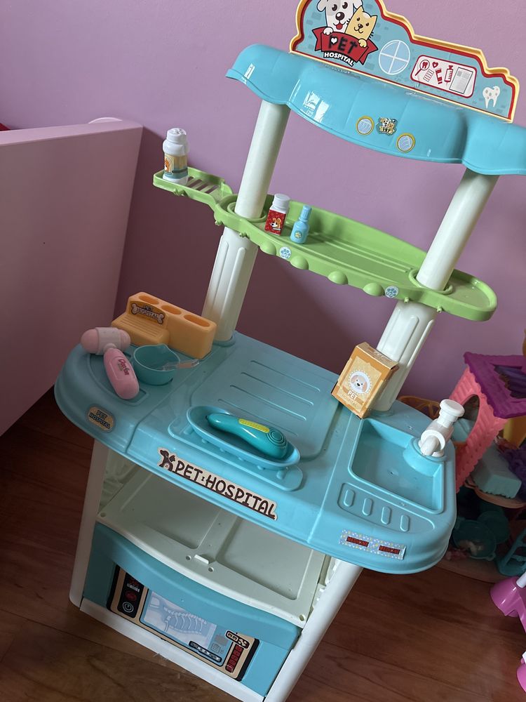 Szpital dla zwierzat pet hospital zabawka weterynarz