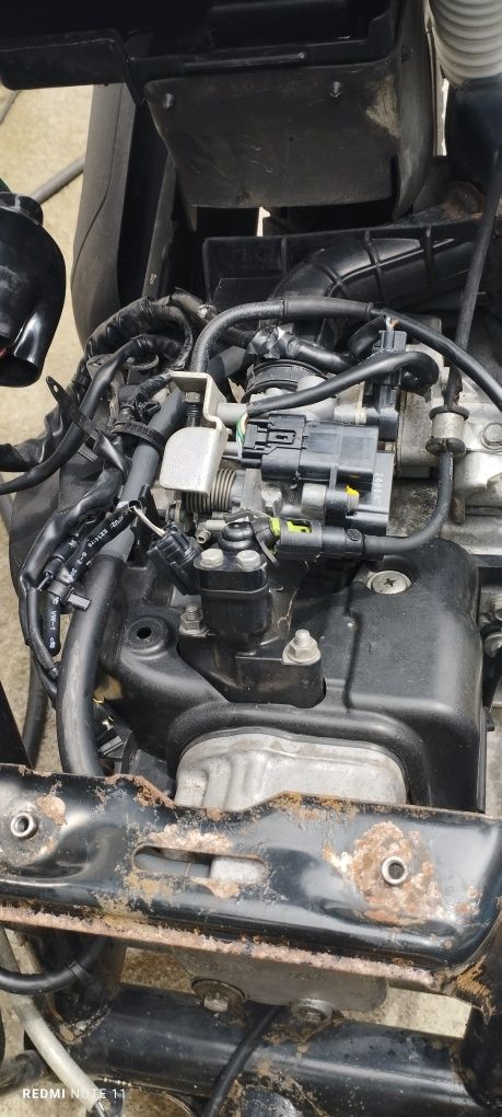 Розбираю honda dio 62,68-хонда діо 62,68-карбюратор та інжектор