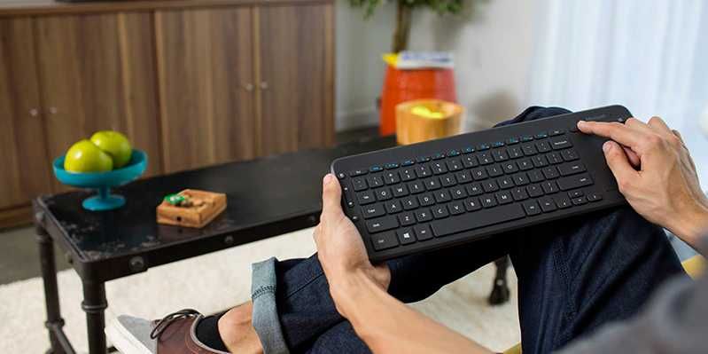 Microsoft All-in-One Media / Teclado PT