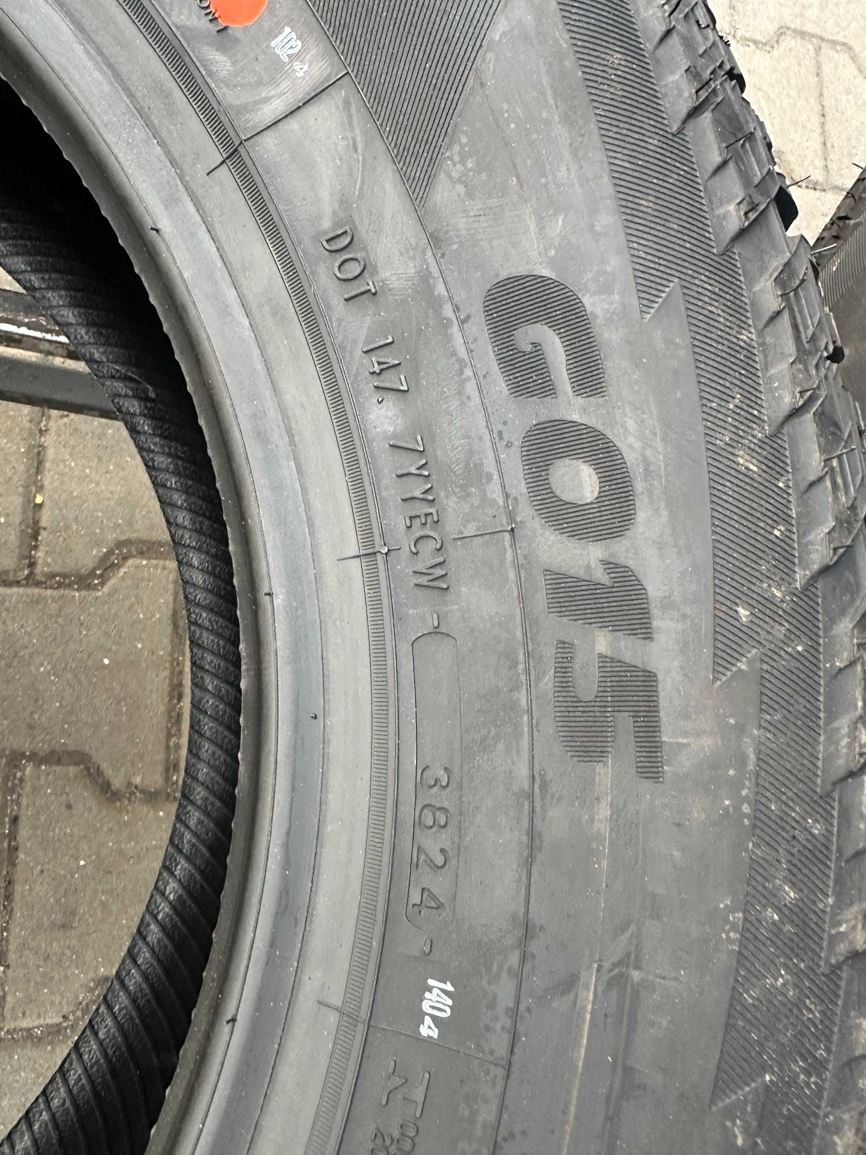 265/65 R17 112H Yokohama Geolandar A/T (G015)