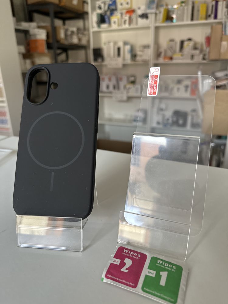 Szkło hartowane i etui silikonowe czarne MagSafe do IPHONE 16