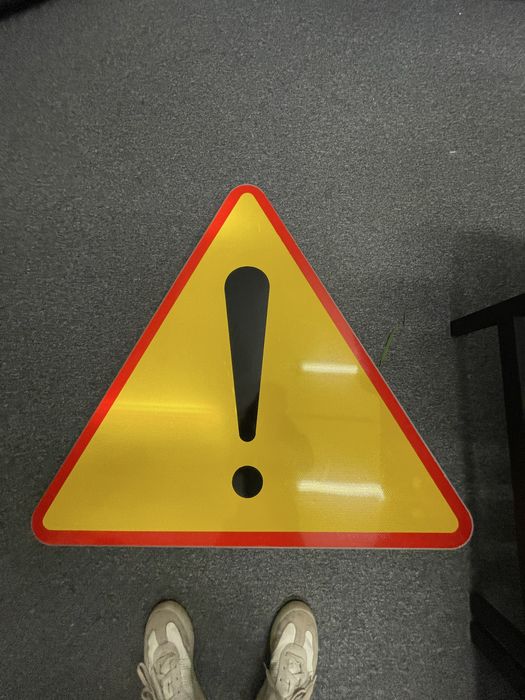 Znak A-30 (inne niebezpieczeństwo)