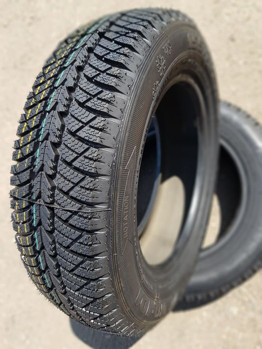 Зимние шины R13 Новая 25 год