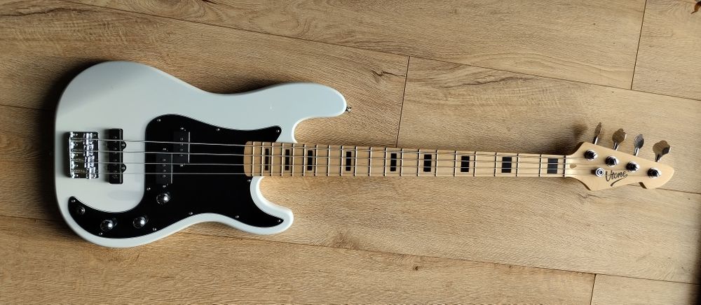 Gitara basowa Vtone,4-strunowa, stan idealny