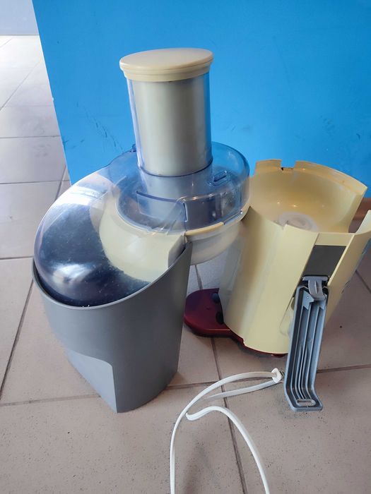 Соковыжималка центробежная PHILIPS HR1858