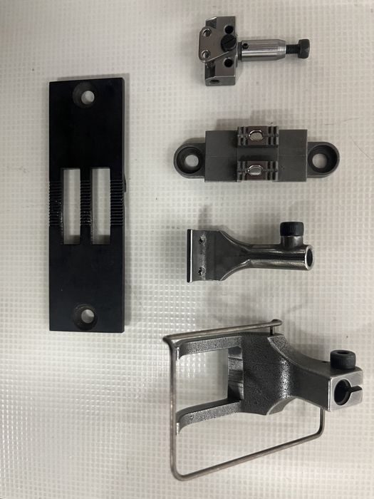 Juki LU potrójny transport rozstaw igieł 10 mm