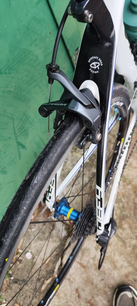 Rower szosowy Giant Defy Advanced 2x11 rM