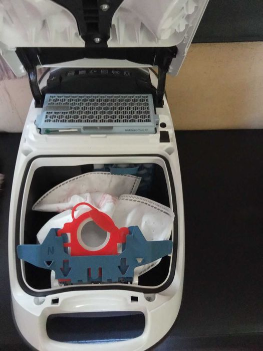 Пилосос   Miele .8390