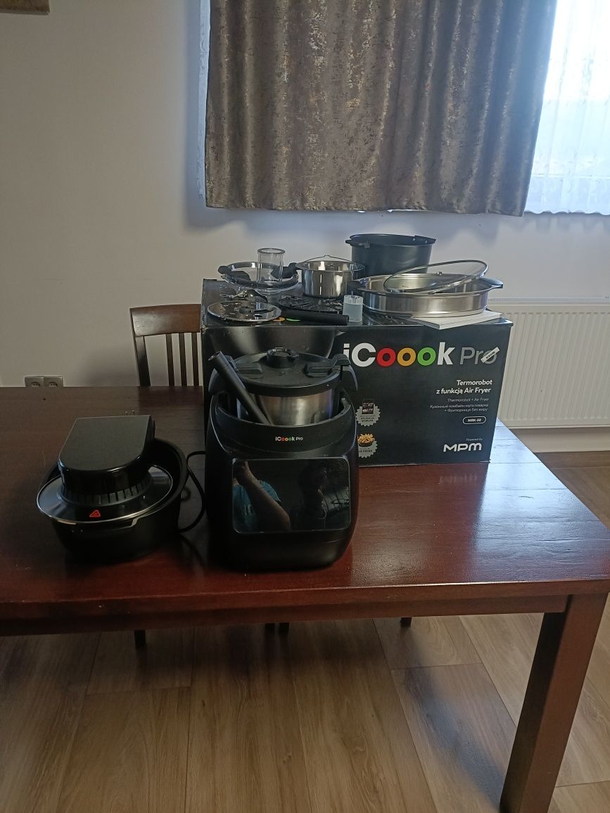 ICOOKPRO termorobot z funkcją Air Fryer