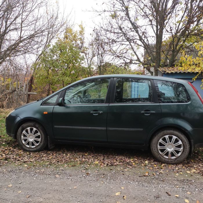 Продаж Ford C-Max