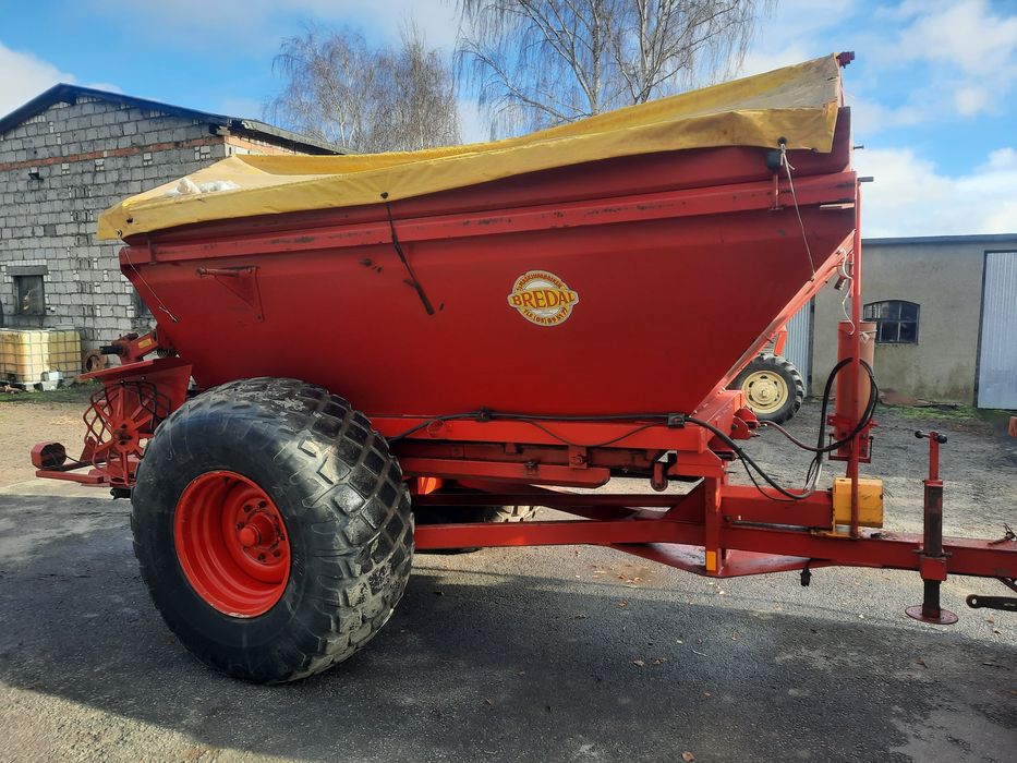Rozsiewacz wapna  bredal 6 ton piast,amazone