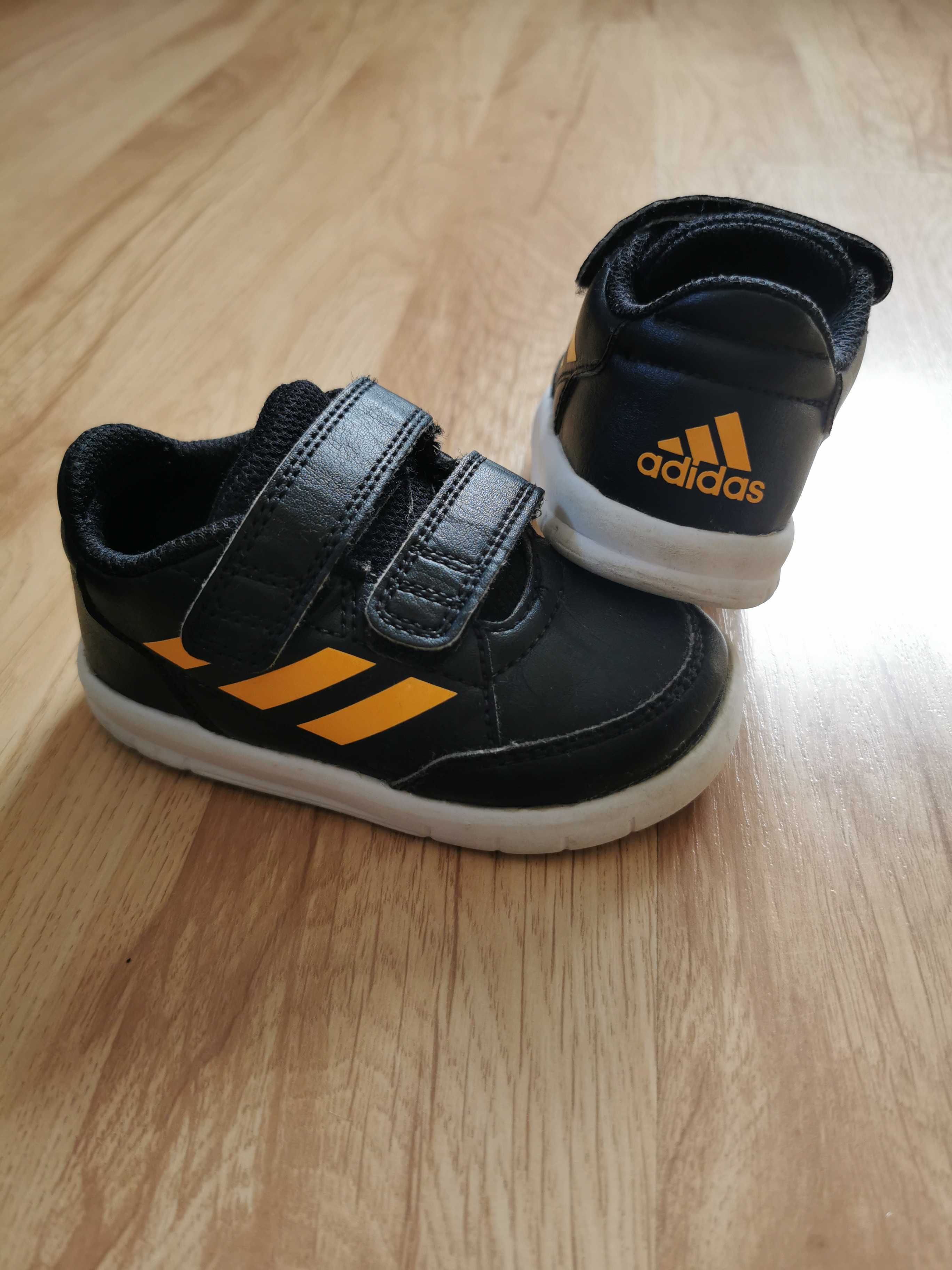 Buty chłopięce Adidas rozm.21