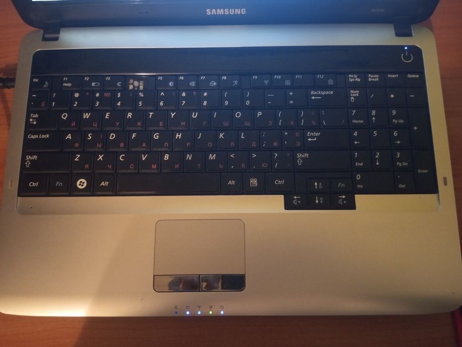 Ноутбук Samsung RV510