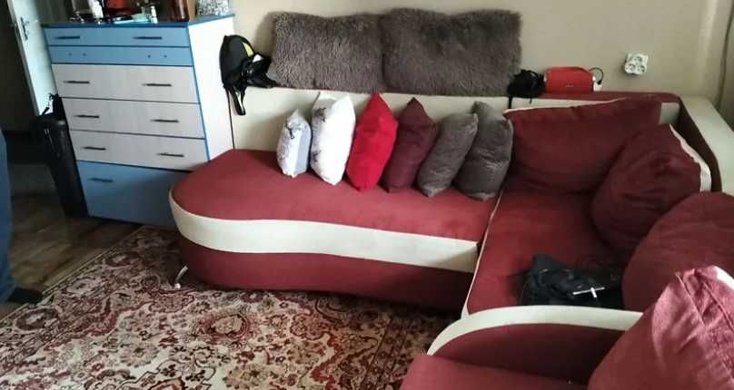 +Продам 1 ком. квартиру на Набережной  12500 дол.